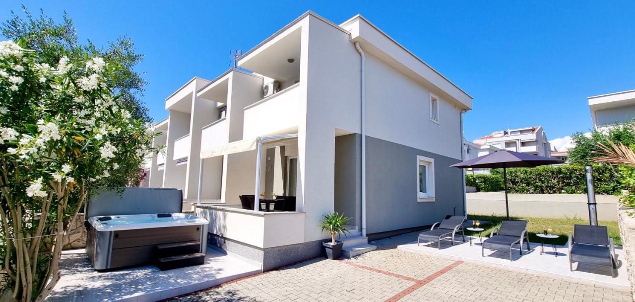 Fantasy Classic Maisonette II Novalja Luaran gambar
